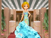 Glamorous Hollywood shopping and fashion game with party scenes